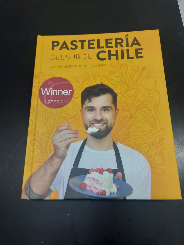 Review by Mónica Sepúlveda